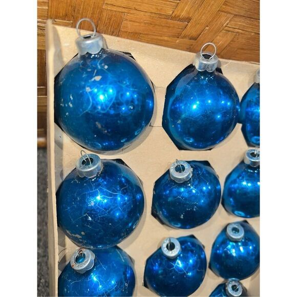 Vintage Christmas Glass Ball Ornaments-USA BLUE 12Ct in Box-Good Condition - Picture 3 of 8